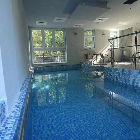 Octogon Hotel Băile Felix Eksteriør billede