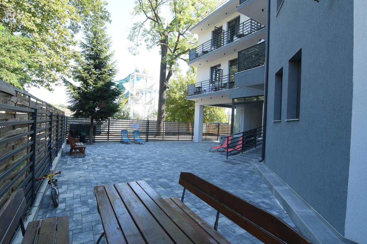 Octogon Hotel Băile Felix Eksteriør billede