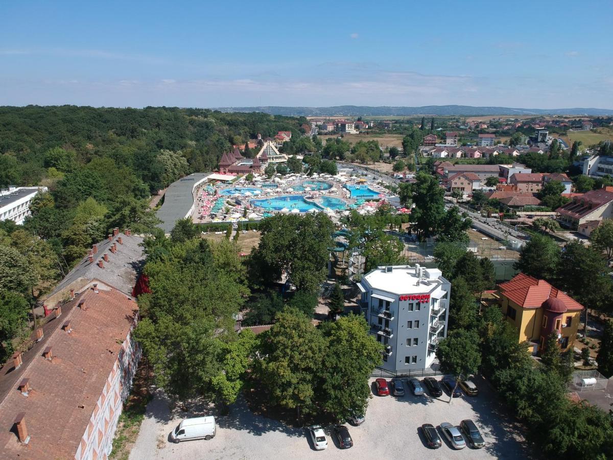 Octogon Hotel Băile Felix Eksteriør billede