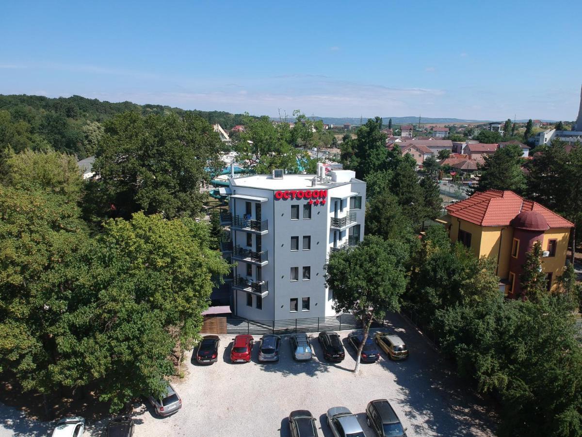 Octogon Hotel Băile Felix Eksteriør billede