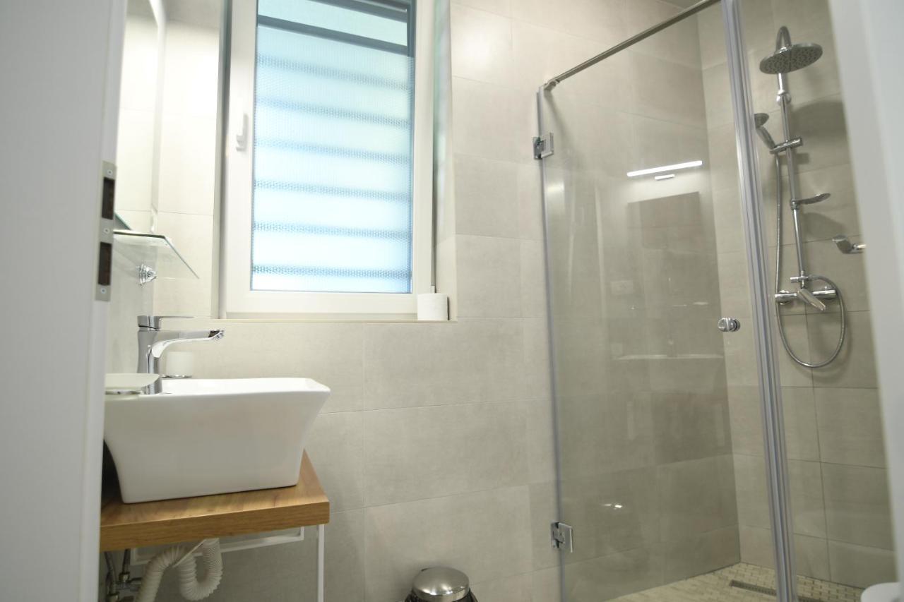 Octogon Hotel Băile Felix Eksteriør billede
